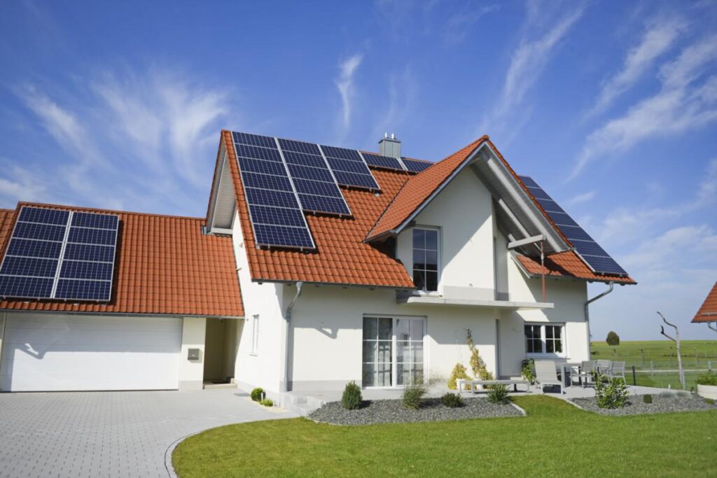 reduce electricity bills with solar energy